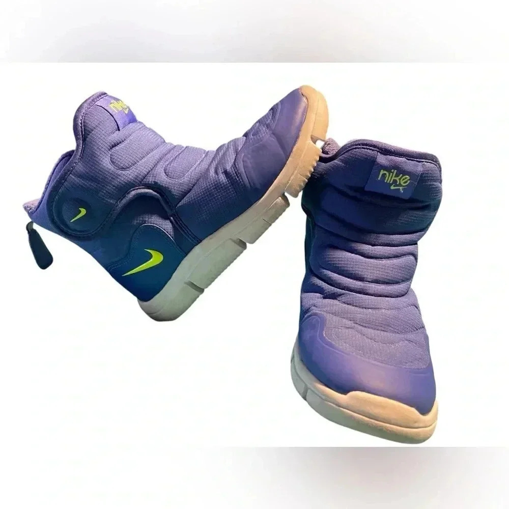 Nike kids Snow Boots - Picture 3 of 5